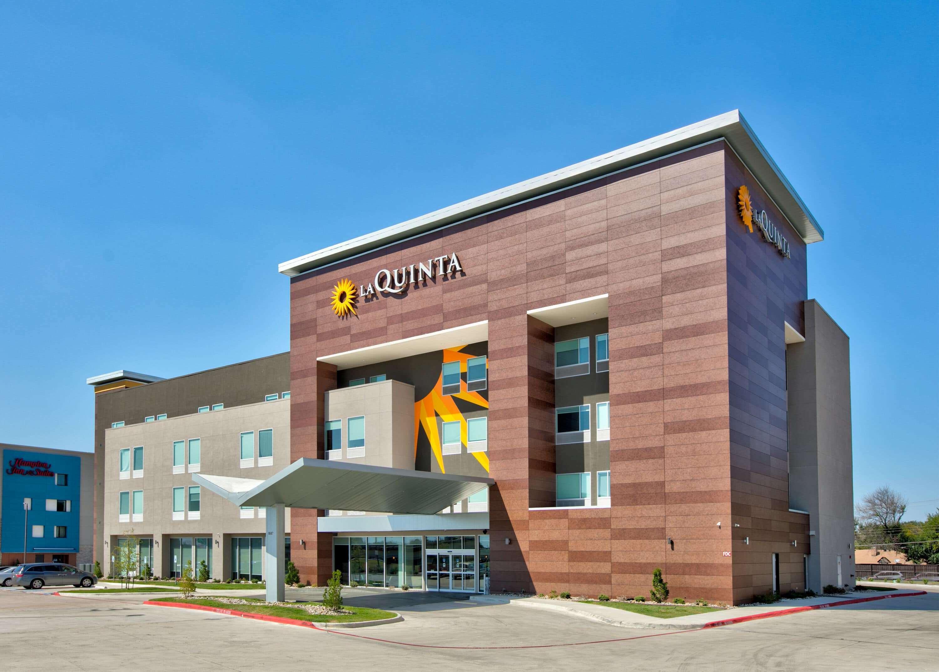 La Quinta Inn & Suites By Wyndham Dallas/Fairpark Екстер'єр фото