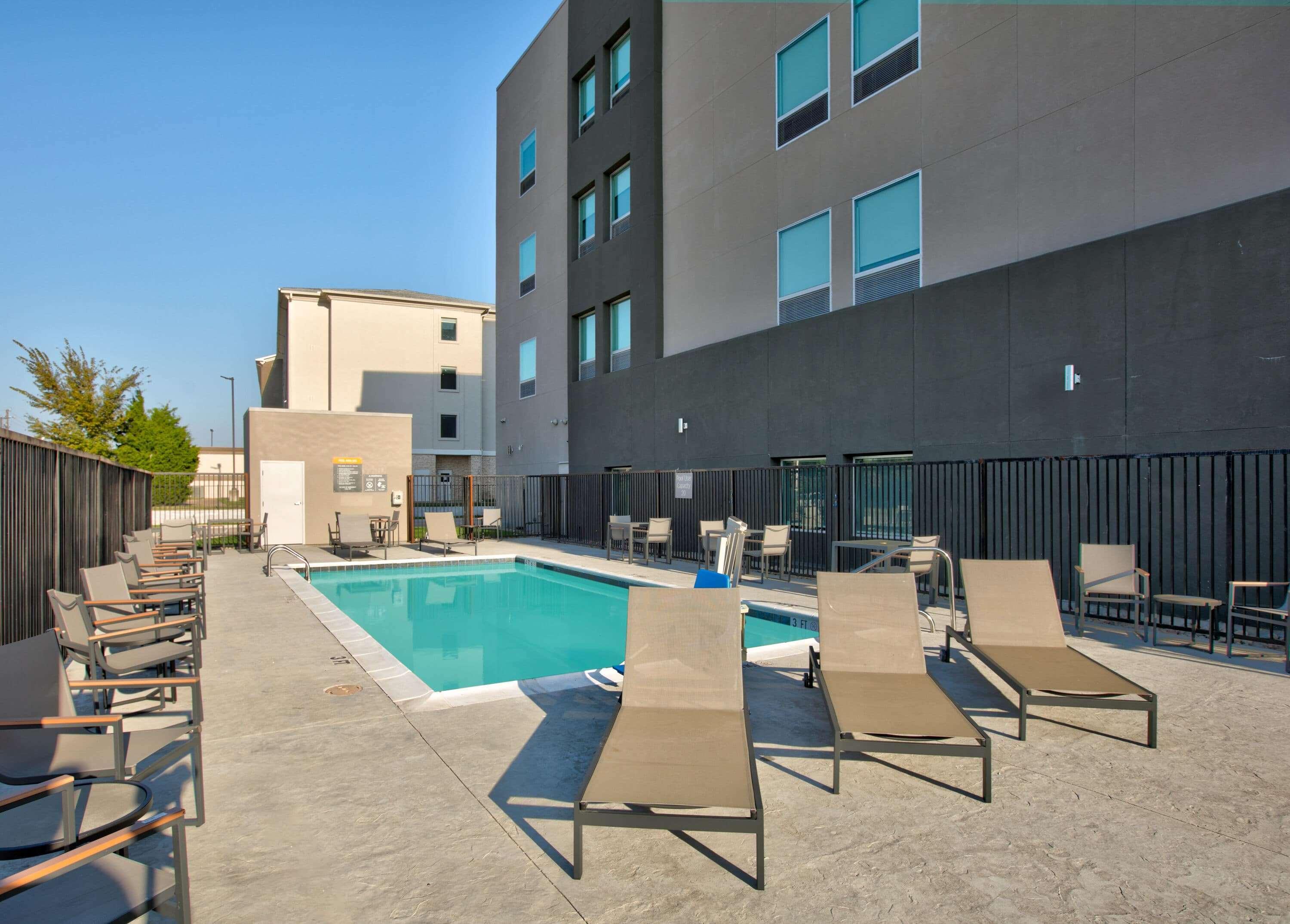 La Quinta Inn & Suites By Wyndham Dallas/Fairpark Екстер'єр фото