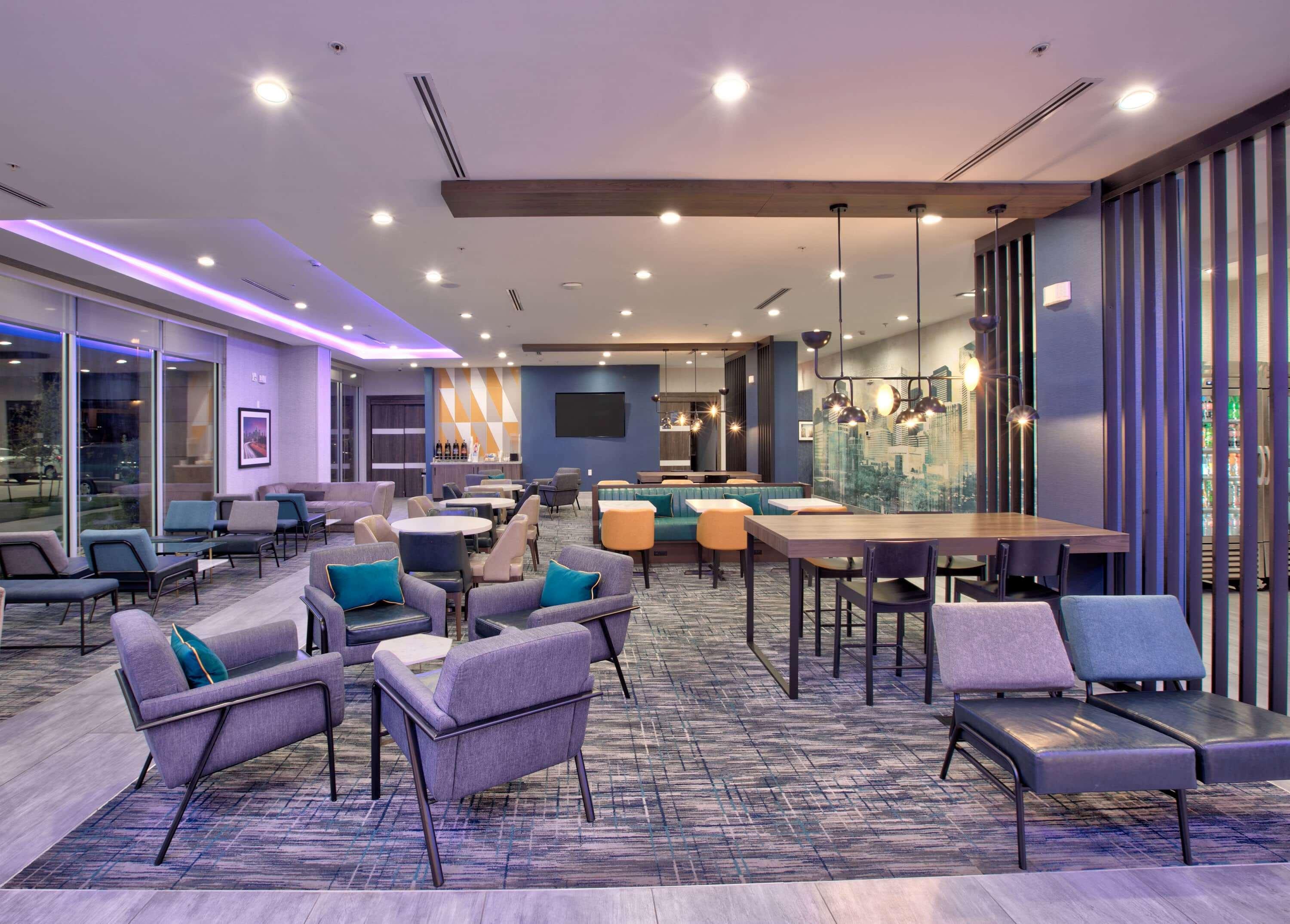 La Quinta Inn & Suites By Wyndham Dallas/Fairpark Екстер'єр фото